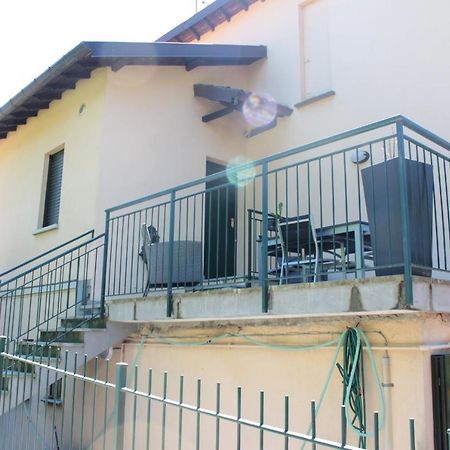 Casa Di Princi Lägenhet Brunate Exteriör bild