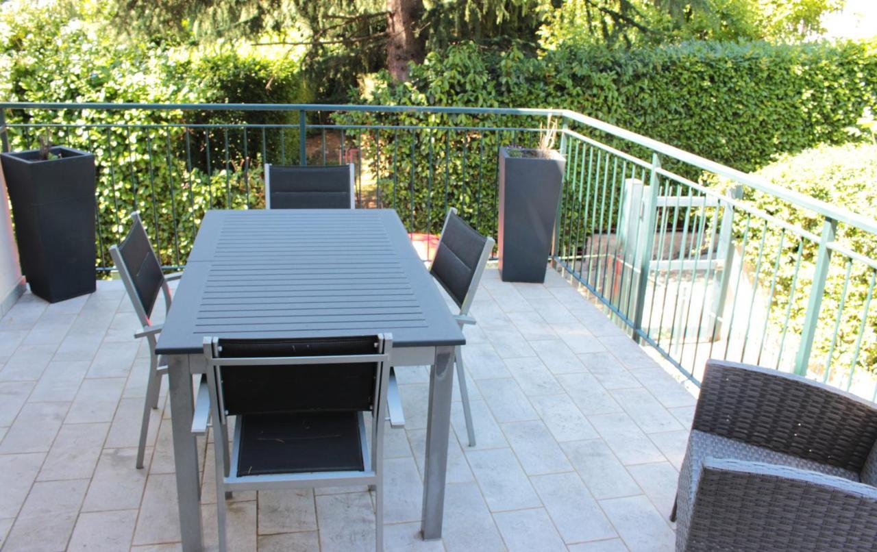 Casa Di Princi Lägenhet Brunate Exteriör bild